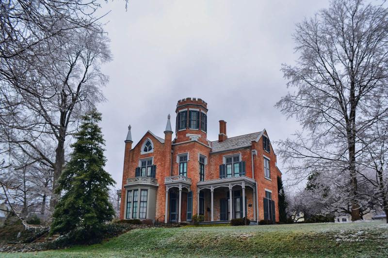 Haunted House In Ohio That Pays You To Finish