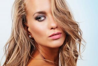 Woman with Smoky eye makeup