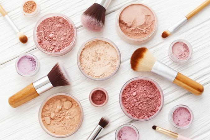 Makeup powder and brushes