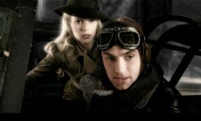 Jude Law and Gwyneth Paltrow in Sky Captain and the World of Tomorrow