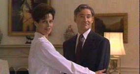 Kevin Kline and Sigourney Weaver in Dave