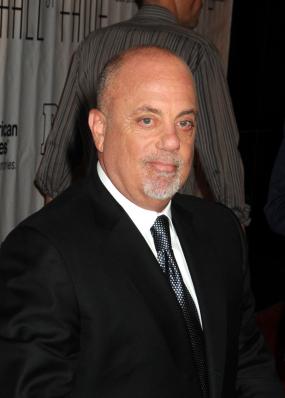 Billy Joel; Janet Mayer / PR Photos