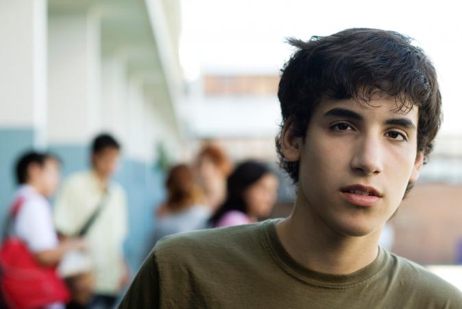 Retrato de niño en la escuela