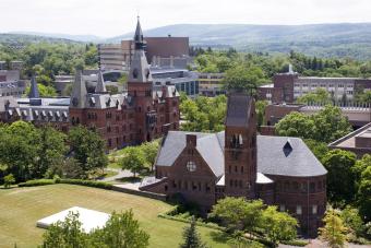 https://cf.ltkcdn.net/paranormal/images/slide/238232-850x567-Cornell-University.jpg