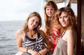 Bachelorettes on a cruise