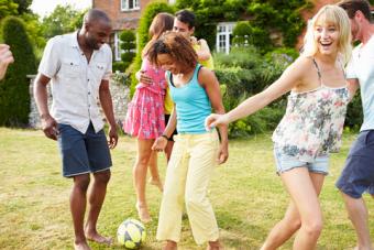 garden party games