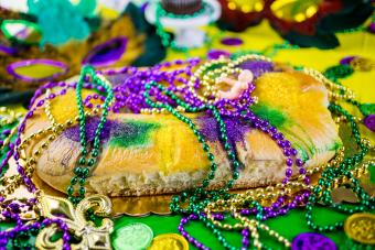 Mardi Gras cake