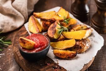 Golden Potato Wedges