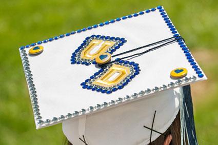 Graduation Cap Decorating Ideas 