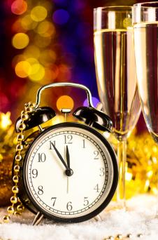 New Year&#039;s Day Decorations | LoveToKnow