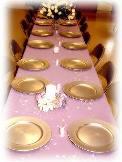 Banquet table