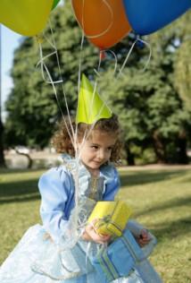 Let all the princesses know about a costume party in the invite.