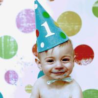 baby s first birthday photo ideas lovetoknow