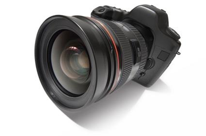 Learn how to use the numbers on a camera lens to calculate range.