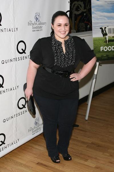 pictures of plus size movie characters lovetoknow plus size characters