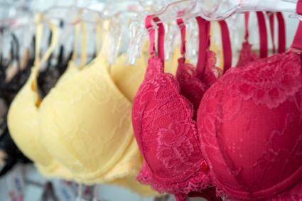 Plus sized lingerie for full figured women