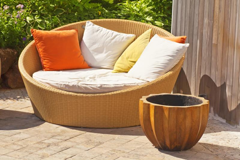 How To Find Plus Size Patio Furniture Lovetoknow How To Find Plus Size Patio Furniture, Oversized Outdoor Furniture