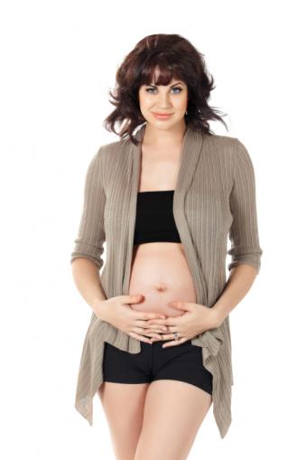 https://cf.ltkcdn.net/pregnancy/images/slide/157523-566x848r1-cardigan.jpg