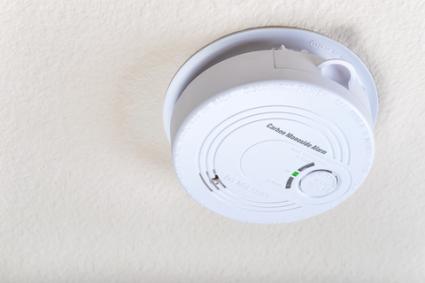 Carbon monoxide detector; © Leerobin | Dreamstime.com