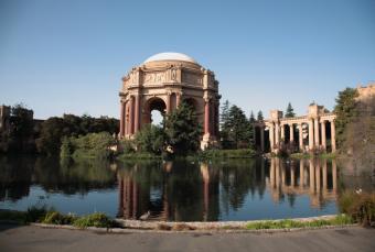 https://cf.ltkcdn.net/sanfrancisco/images/slide/10250-844x569-tourist4.jpg