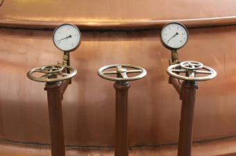 https://cf.ltkcdn.net/sanfrancisco/images/slide/164980-849x565-steam-brewery.jpg