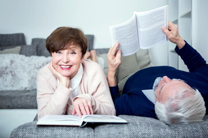 senior ladies reading