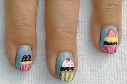 Cupcake Nail Art