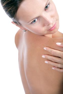 Womanapplyinglotion.jpg