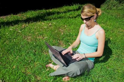 girl using laptop