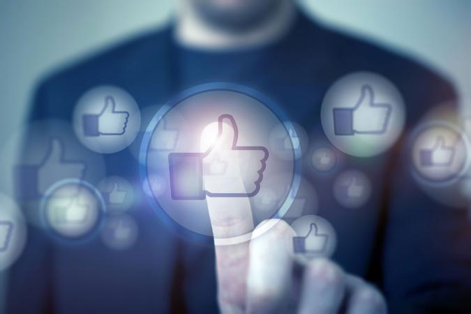 Social media likes/thumbs up