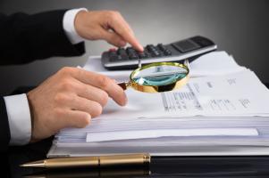 checking invoice
