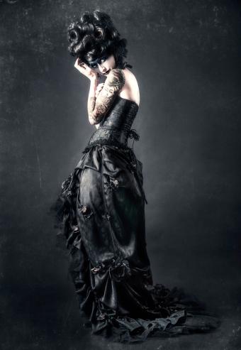 Gothic Victorian Fashion