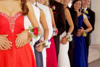 Teenagers ready for prom in a line