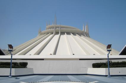 Space_mountain_2.jpg
