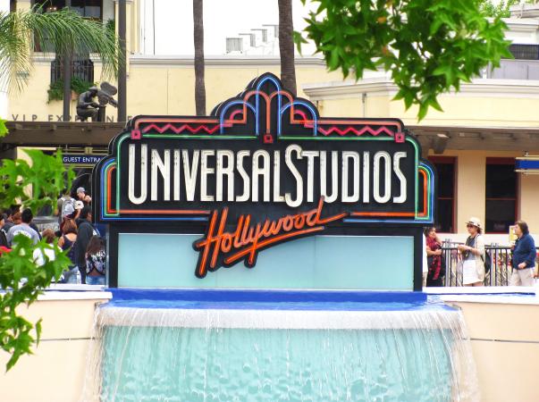 Universal Studios Hollywood entrance
