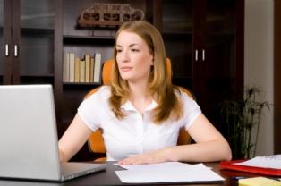 woman on laptop