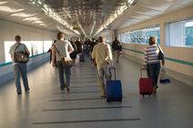 passengers with carry on bags