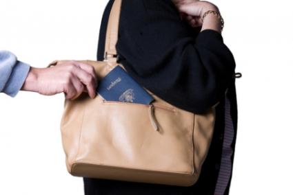 Passport pick-pocket