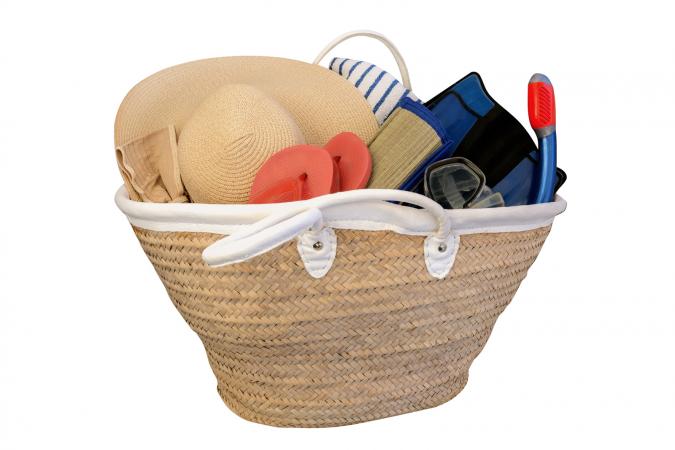 beach straw bag with hat