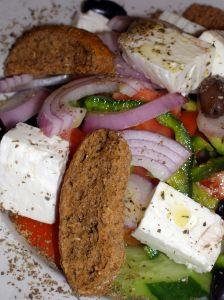 Salads can be part of a vegetarian meal plan.