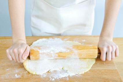 Rolling pastry dough