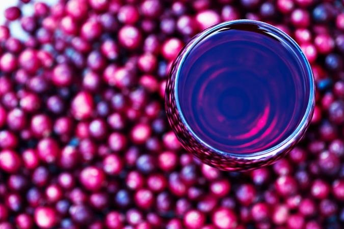 overhead view glass of cranberry juice