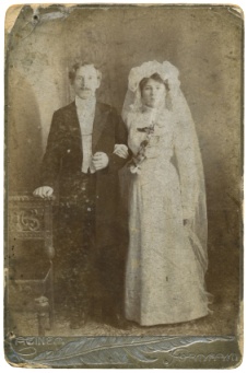 victorian era wedding dresses