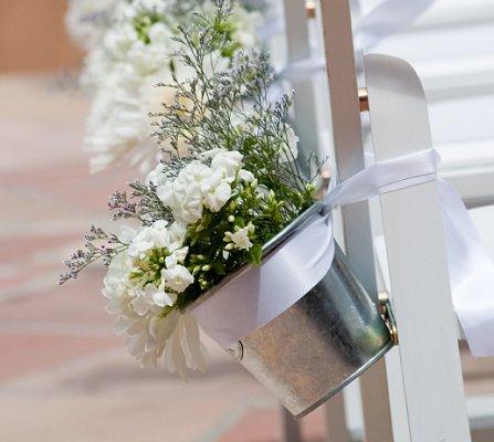 Spring Wedding Themes | LoveToKnow