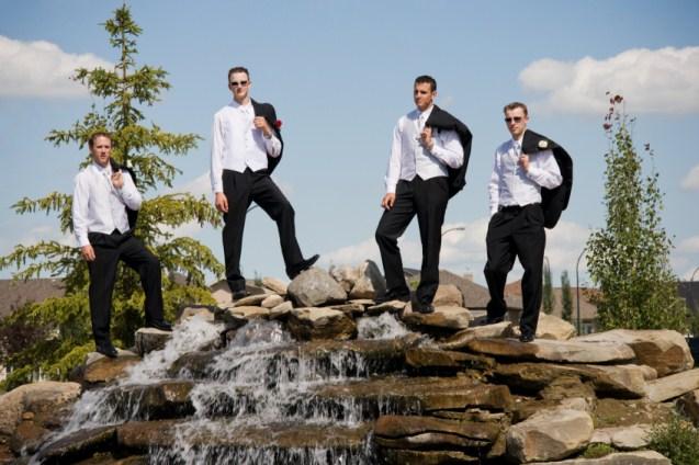 creative wedding poses for groomsmen lovetoknow