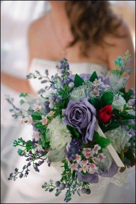 https://cf.ltkcdn.net/weddings/images/slide/106051-268x400-Bouquet4.jpg