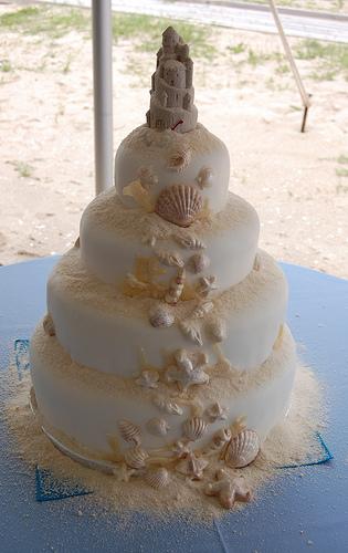 big castle wedding cake Hi-Res 720p HD