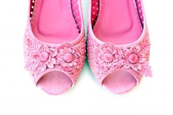 pink open toed shoes