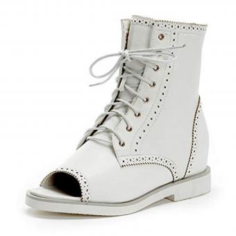 Ankle booties