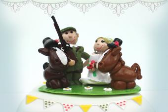 Hunting-Themed Groom's Cakes